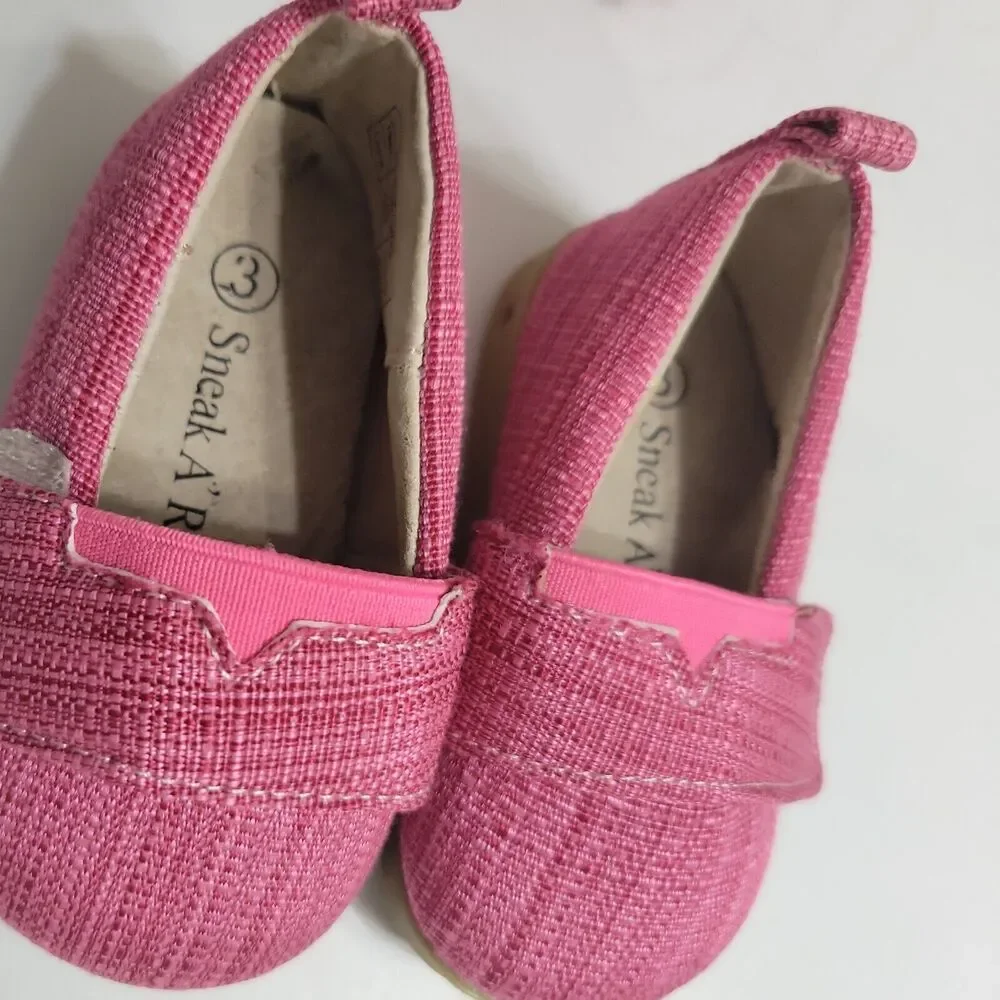 Sneak A Peek Baby Girl 3 Shoes Round Toe Slip On Pink Squeak Sneakers No Whistle